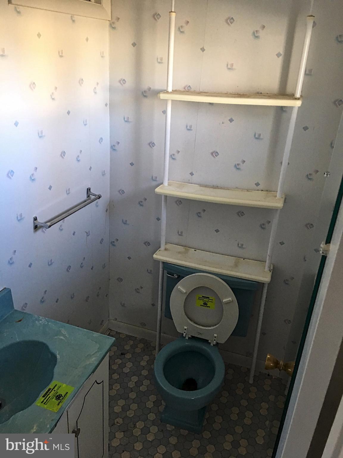 4710 Byron Road Baltimore, MD 21244 - Photo 13 of 24 view of utility room