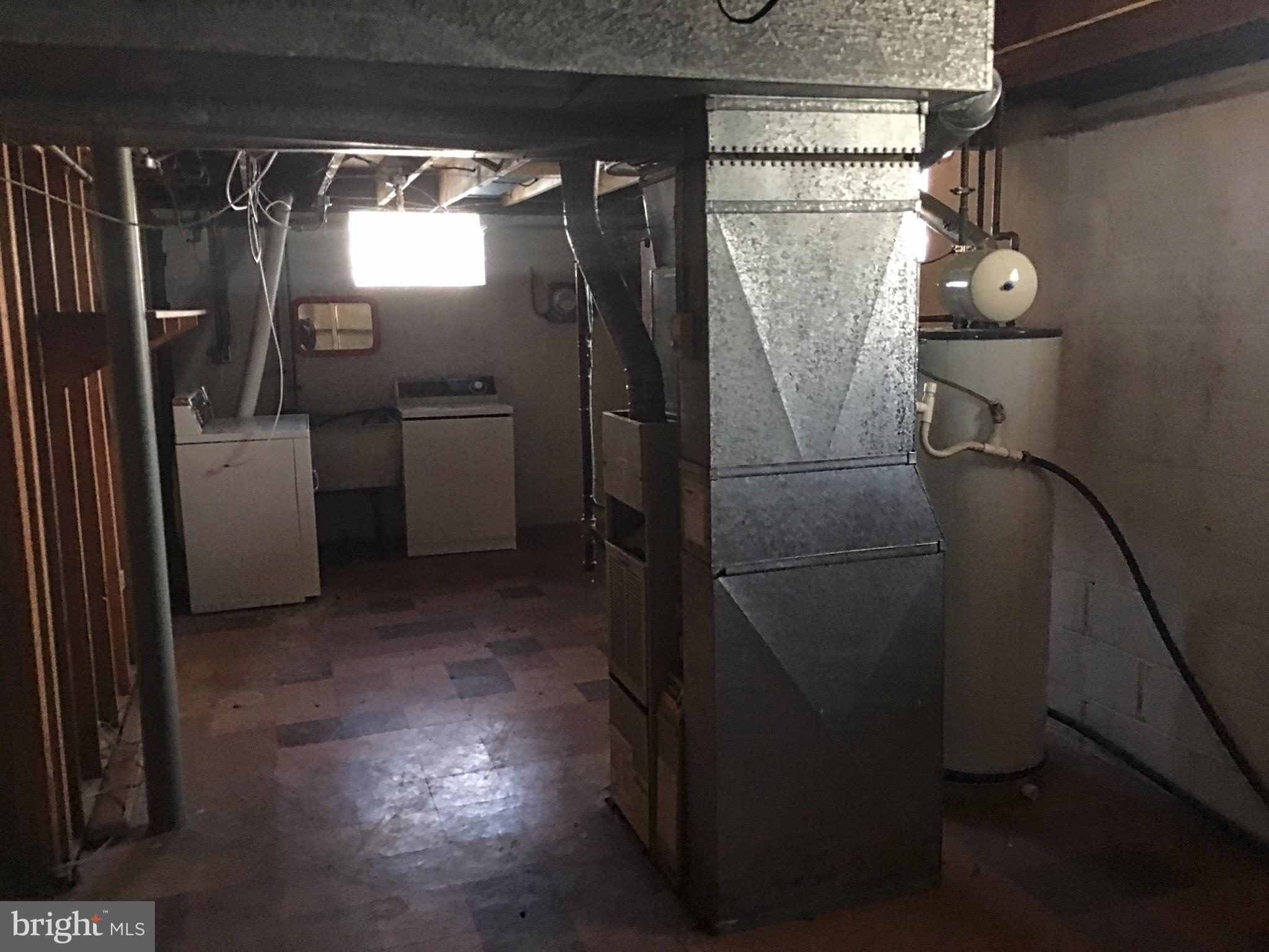 4710 Byron Road Baltimore, MD 21244 - Photo 22 of 24 a view of water heater room