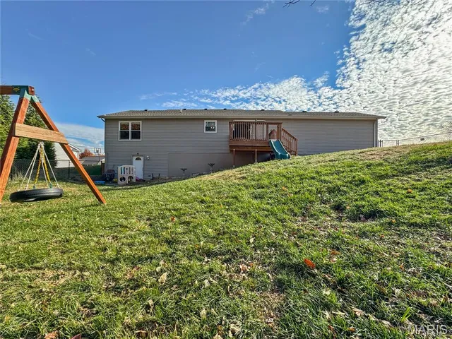 $285,000 | 109 North Meyer Avenue, Valmeyer, IL 62295