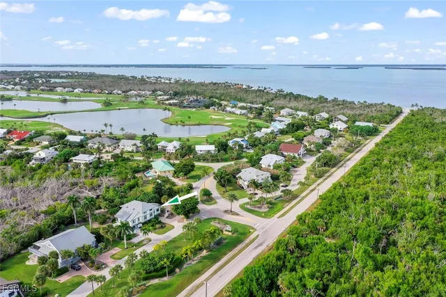 $599,900 | 984 Greenwood Court South, Sanibel, FL 33957