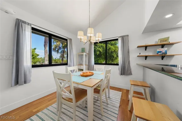 $599,900 | 984 Greenwood Court South, Sanibel, FL 33957