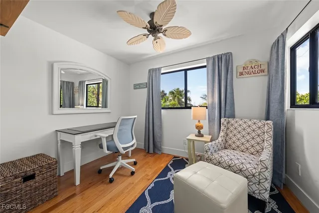 $599,900 | 984 Greenwood Court South, Sanibel, FL 33957