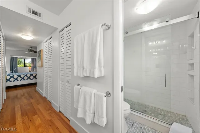 $599,900 | 984 Greenwood Court South, Sanibel, FL 33957