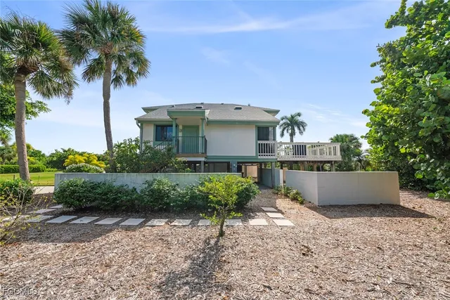 $599,900 | 984 Greenwood Court South, Sanibel, FL 33957