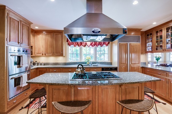 45 Pleasant View Road Arlington, MA 02476 - Photo 8 of 30 Gallery Image 8