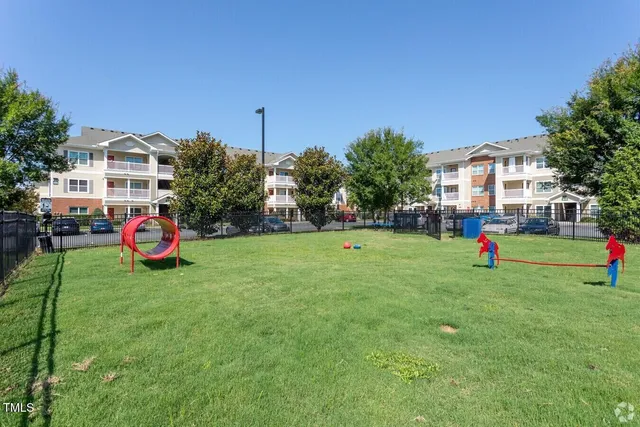 $1,488 | 1000 Broadstone Way, Unit B1, Apex, NC 27502