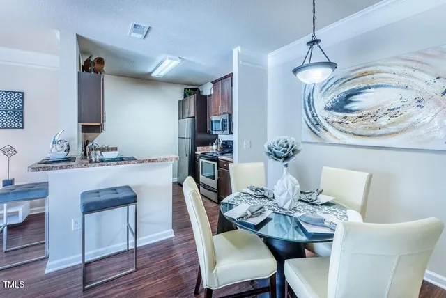 $1,488 | 1000 Broadstone Way, Unit B1, Apex, NC 27502