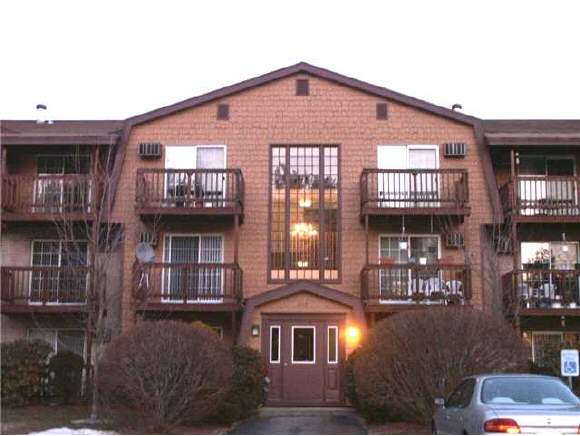 310 Brook Village Road, Unit 21 Nashua, NH 03062 - Photo 1 of 9