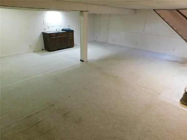 $265,000 | 1805 Cambridge Lane, Pittsburg, KS 66762