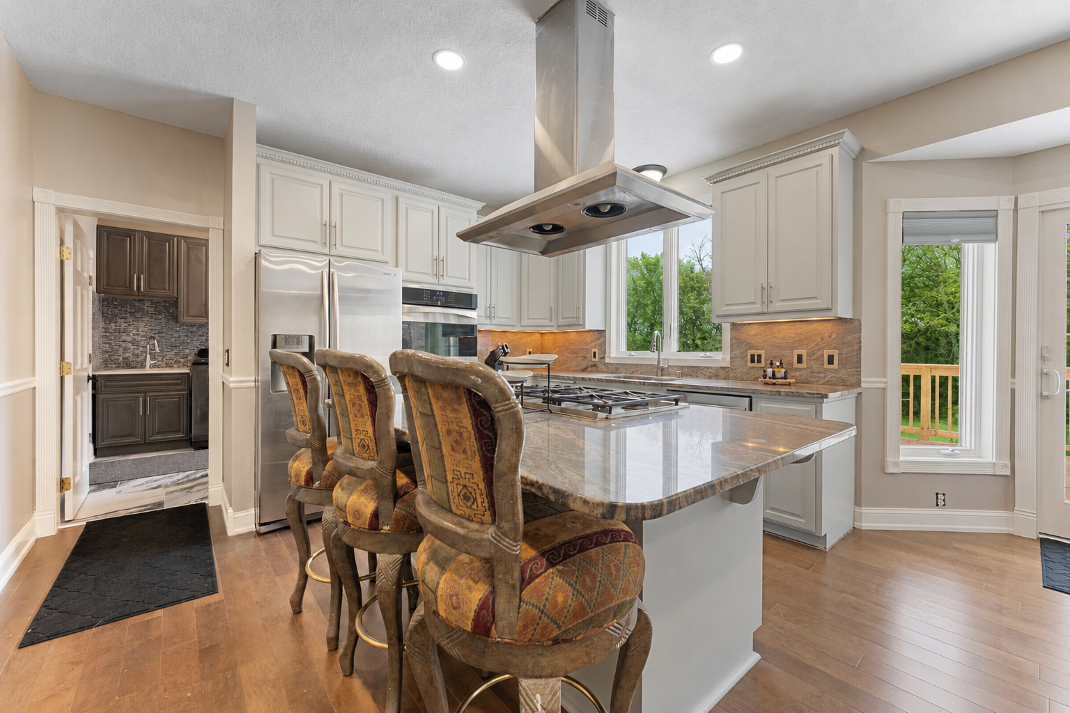 6453 Oxford Road North Shakopee, MN 55379 - Photo 5 of 43