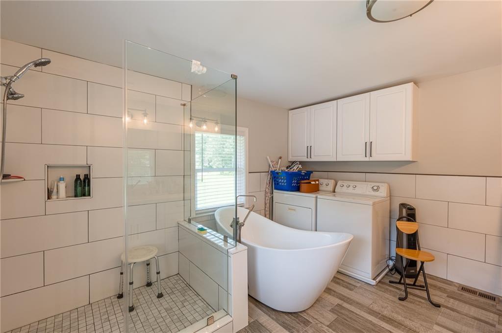 1585 Jimmy Dodd Road Buford, GA 30518 - Photo 23 of 55