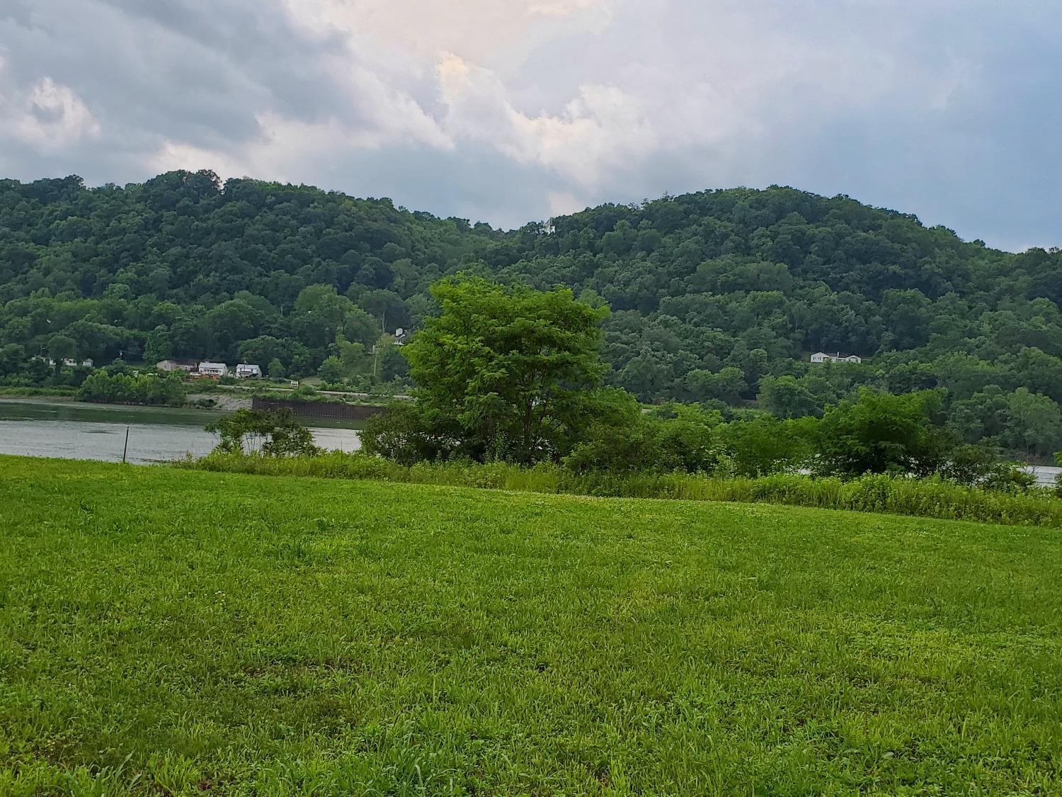 1783 River Road Aberdeen, OH 45101 - Photo 2 of 6 Gallery Image 2