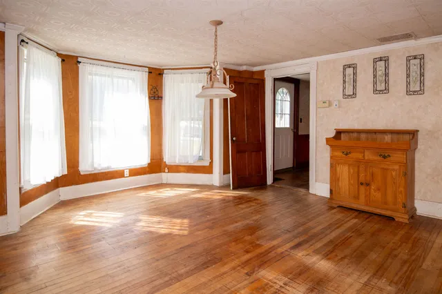 $280,000 | 223 Vermont Rte 100, Ludlow, VT 05149