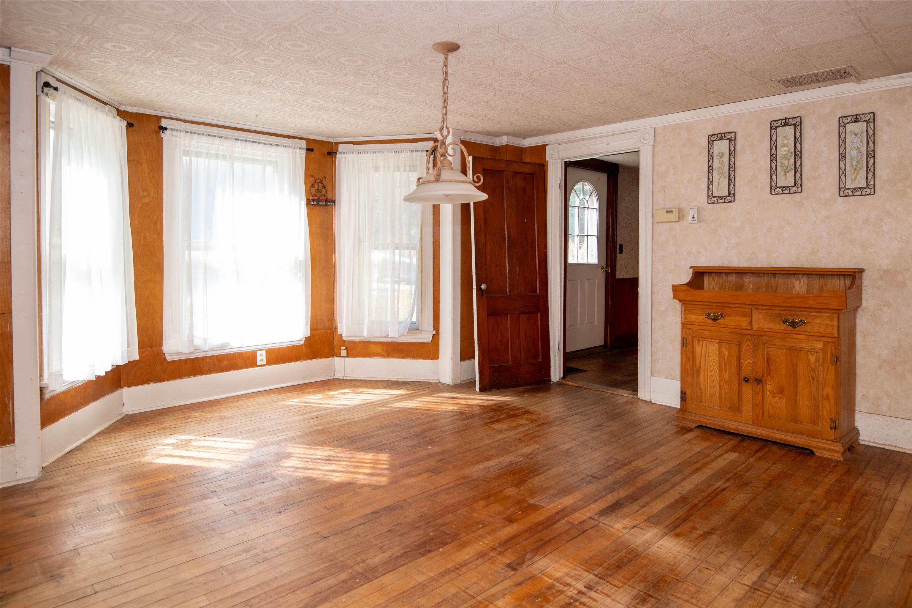 223 Vermont Rte 100 Ludlow, VT 05149 - Photo 8 of 52