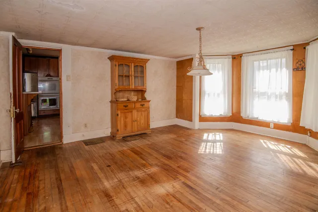 $280,000 | 223 Vermont Rte 100, Ludlow, VT 05149