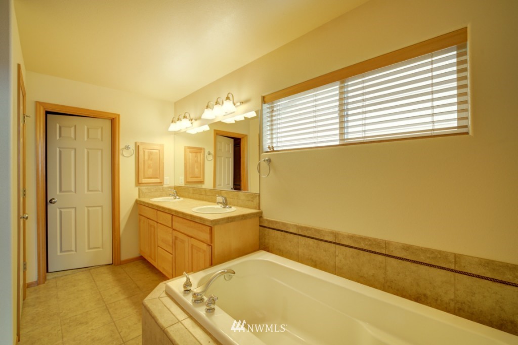 3504 Mill Avenue South Renton, WA 98055 - Photo 13 of 25 Gallery Image 13