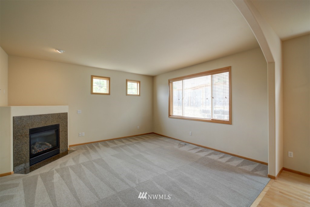 3504 Mill Avenue South Renton, WA 98055 - Photo 5 of 25 Gallery Image 5