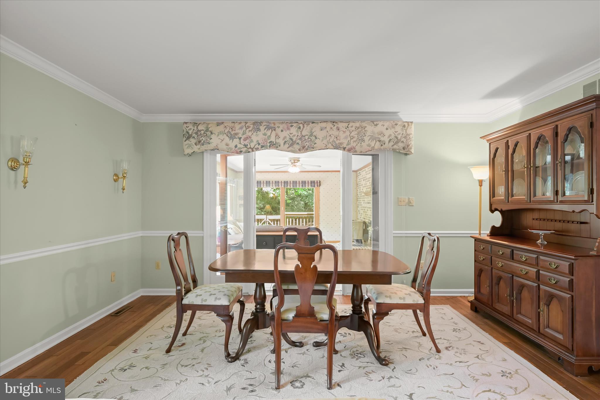 3391 Salem Bottom Road Westminster, MD 21157 - Photo 25 of 82 Dining Room - Hardwood Floors