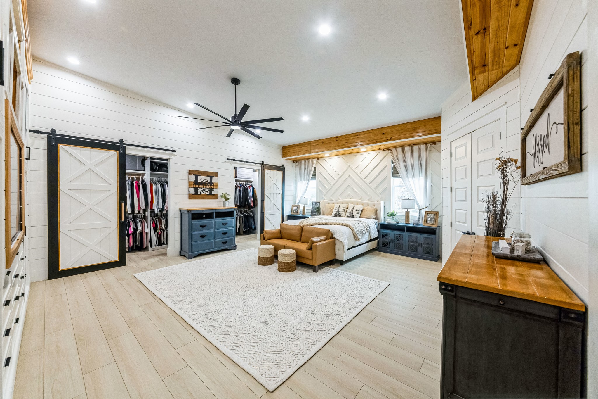 209 Horse Shoe Trail Angleton, TX 77515 - Photo 19 of 43