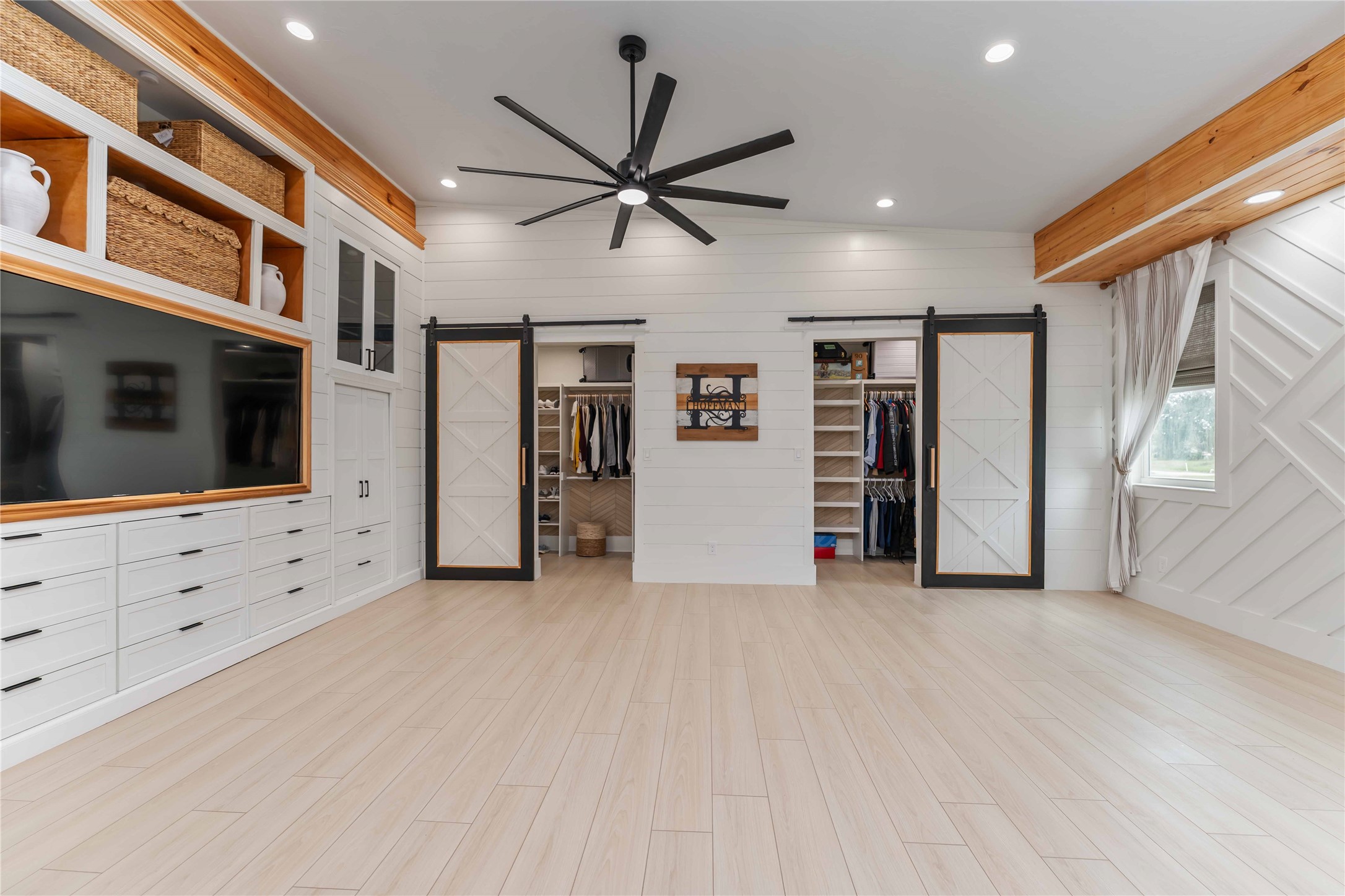 209 Horse Shoe Trail Angleton, TX 77515 - Photo 21 of 43