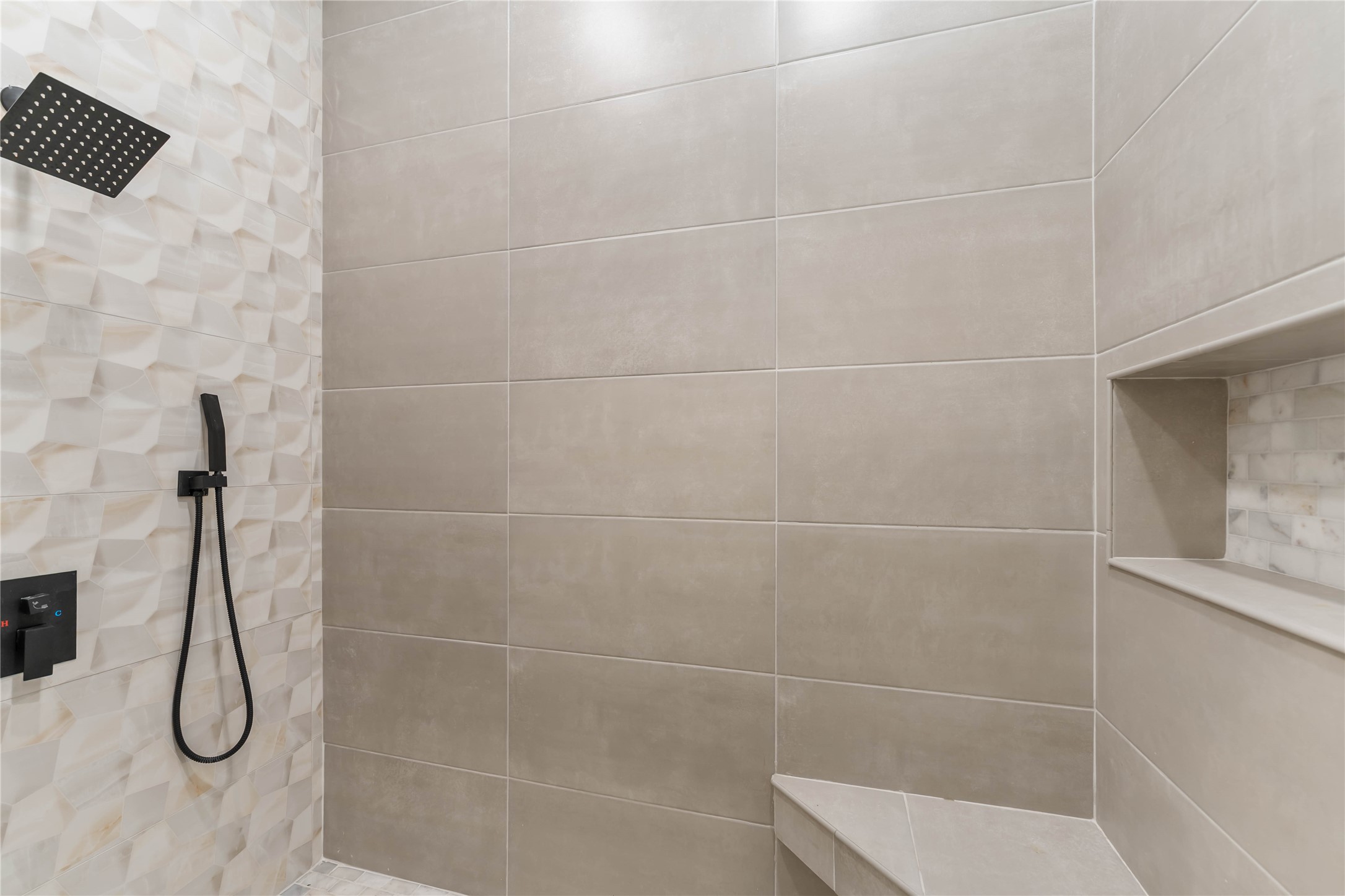 209 Horse Shoe Trail Angleton, TX 77515 - Photo 33 of 43 a bathroom with a shower