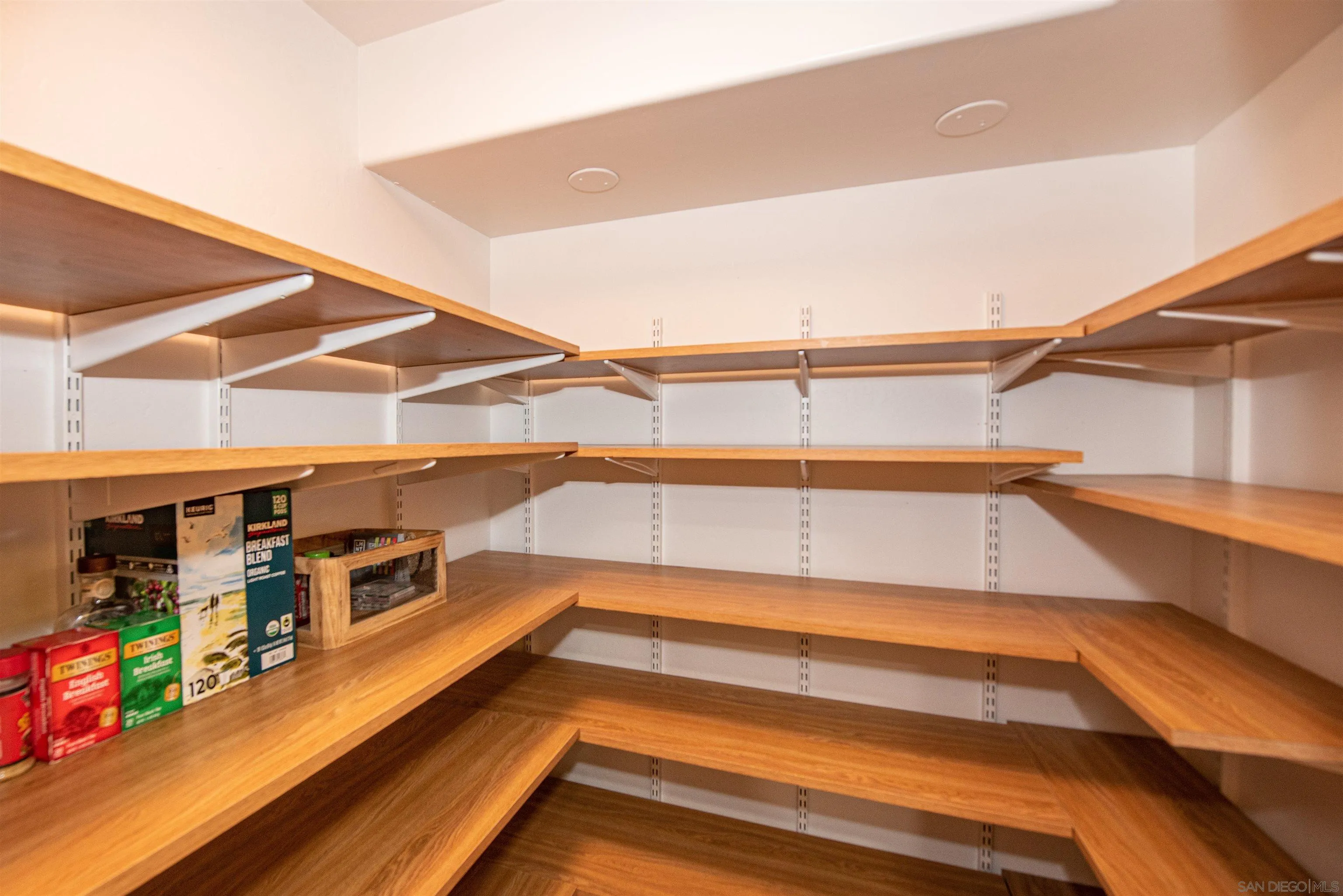 13419 Sebago Avenue Poway, CA 92064 - Photo 15 of 44 a view of outdoor space