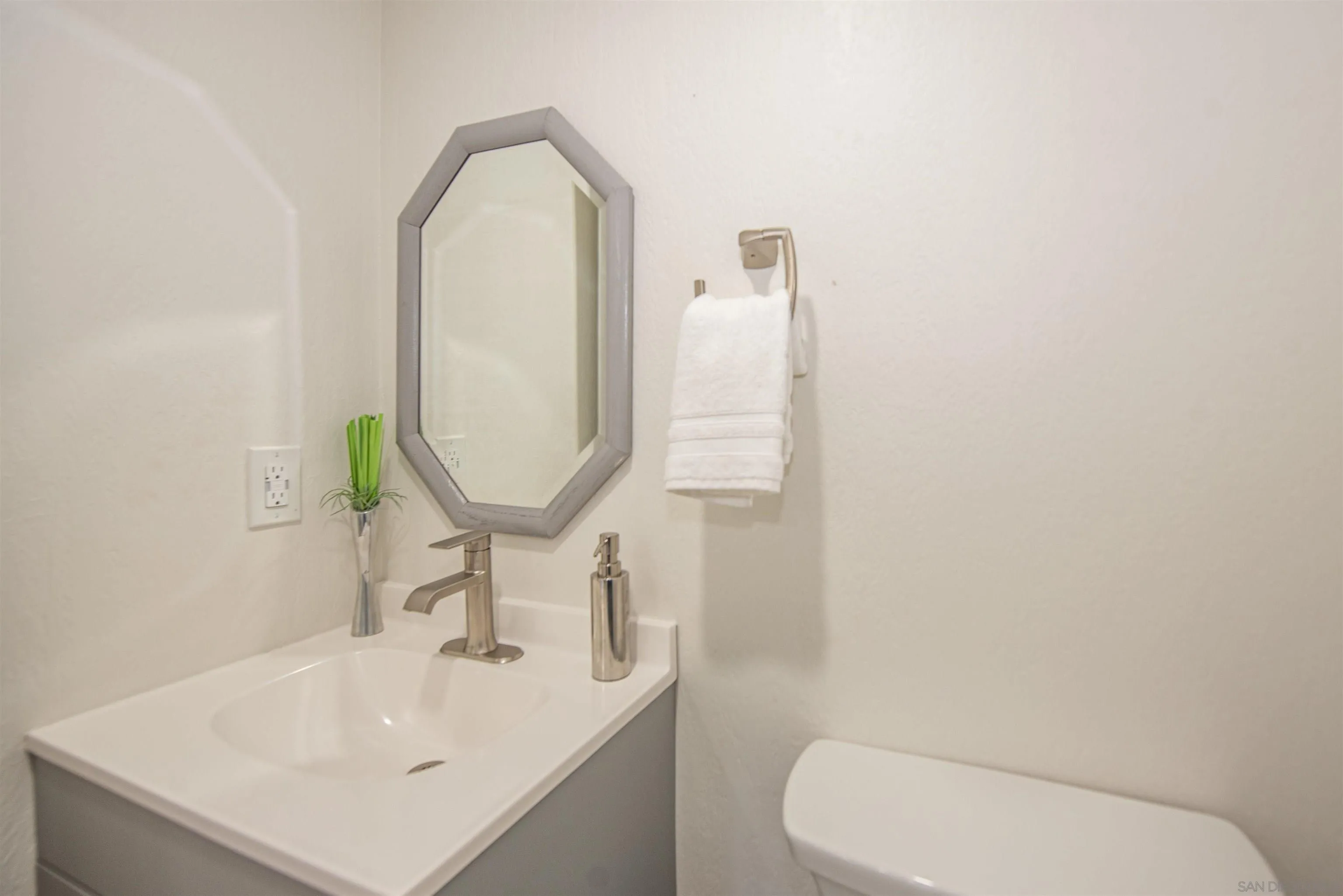 13419 Sebago Avenue Poway, CA 92064 - Photo 34 of 47