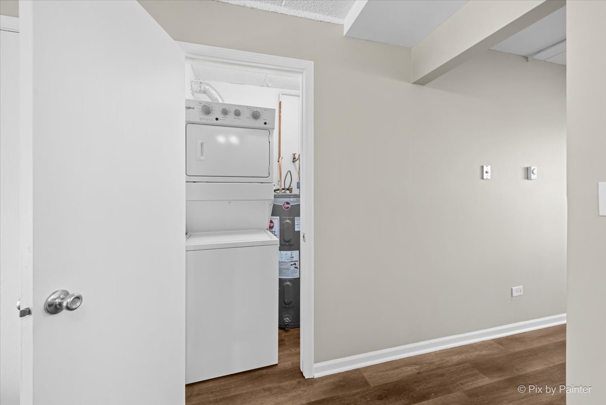 312 Klein Creek Court, Unit B Carol Stream, IL 60188 - Photo 14 of 27