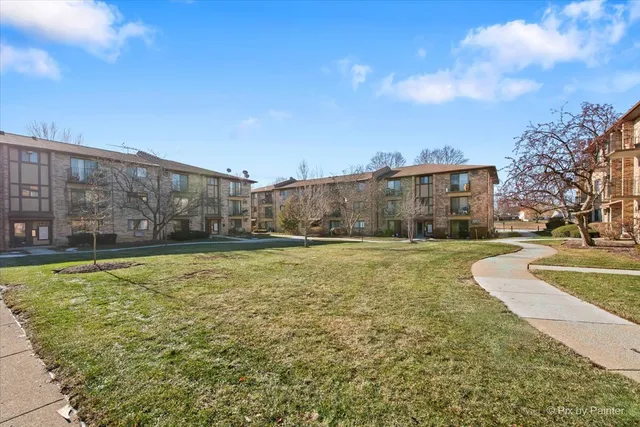 $1,850 | 312 Klein Creek Court, Unit B, Carol Stream, IL 60188