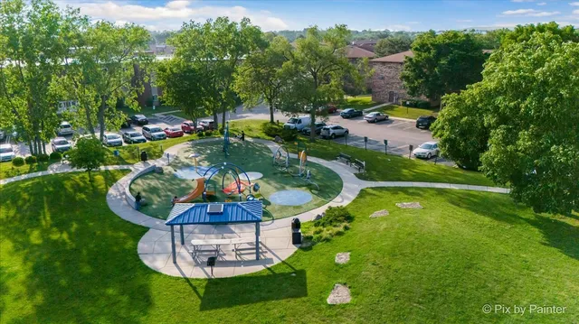 $1,850 | 312 Klein Creek Court, Unit B, Carol Stream, IL 60188