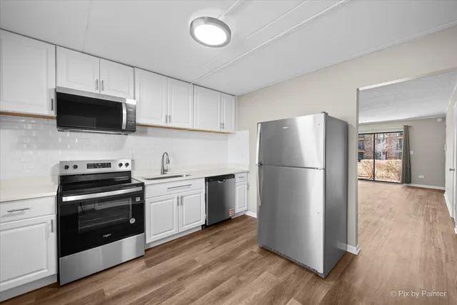 $1,850 | 312 Klein Creek Court, Unit B, Carol Stream, IL 60188