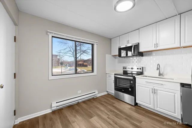 $1,850 | 312 Klein Creek Court, Unit B, Carol Stream, IL 60188