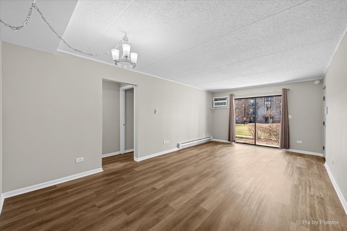 312 Klein Creek Court, Unit B Carol Stream, IL 60188 - Photo 10 of 27