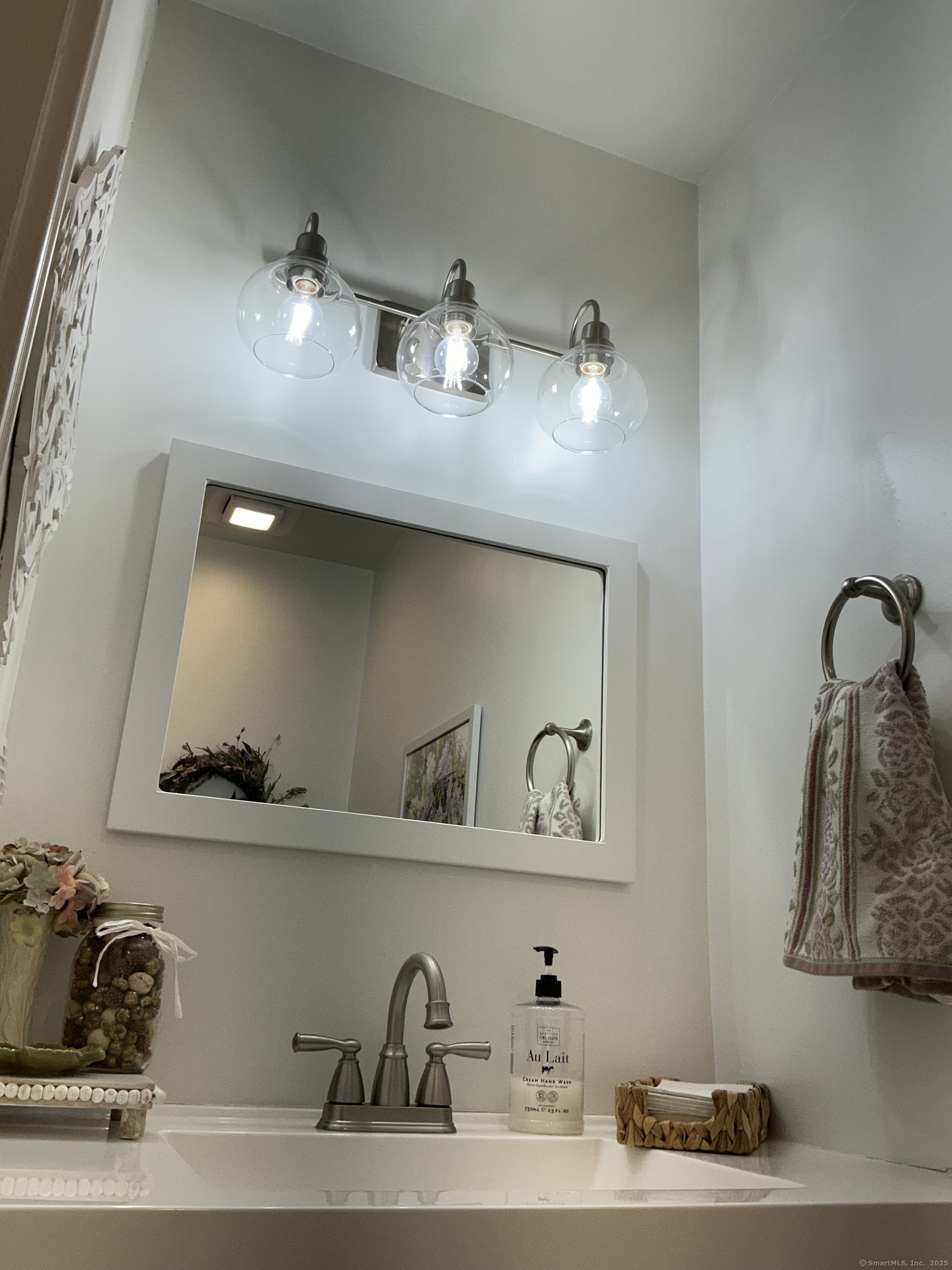 751 Long Hill Road, Unit C Middletown, CT 06457 - Photo 10 of 30 a view of dining room with furniture