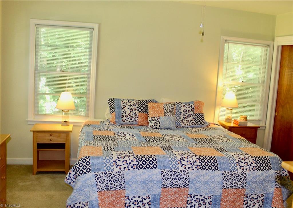 204 Perry Road Jamestown, NC 27282 - Photo 11 of 20 Gallery Image 11