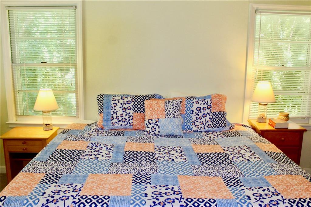 204 Perry Road Jamestown, NC 27282 - Photo 10 of 20 Gallery Image 10