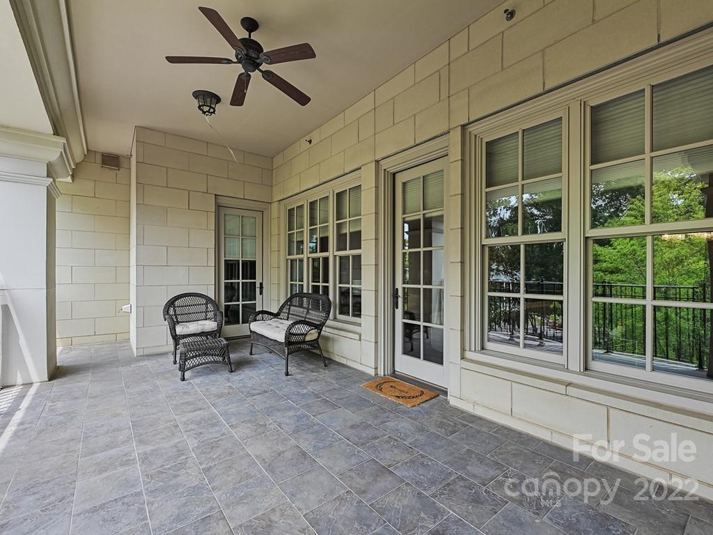 2823 Providence Road, Unit 133 Charlotte, NC 28211 - Photo 27 of 43 a living room with furniture