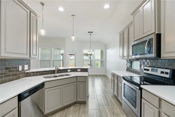 $2,300 | 1921 Rhumba Trail, Corpus Christi, TX 78410