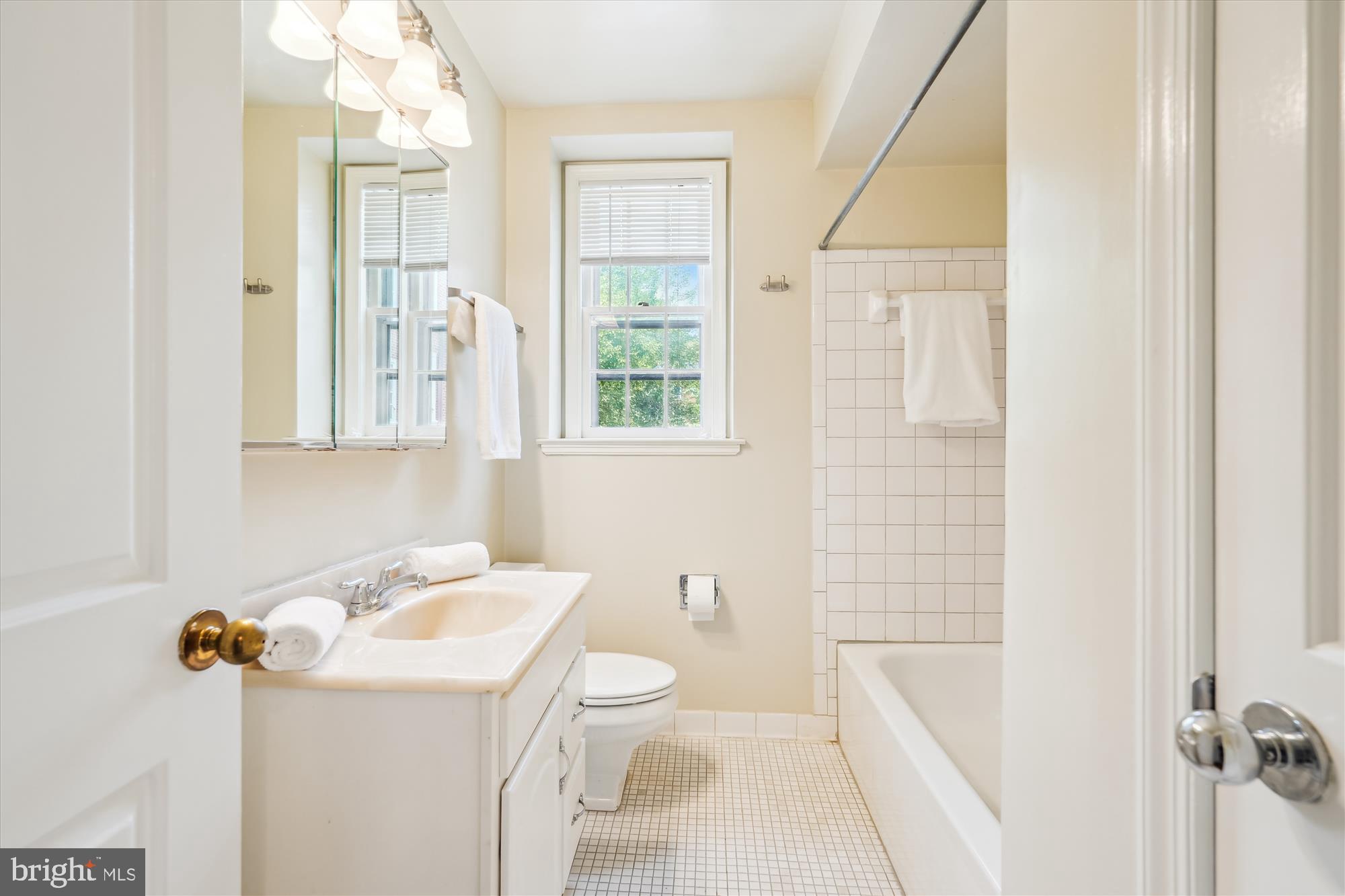 3750 39th Street Northwest, Unit C147 Washington, DC 20016 - Photo 23 of 35 Primary Bath