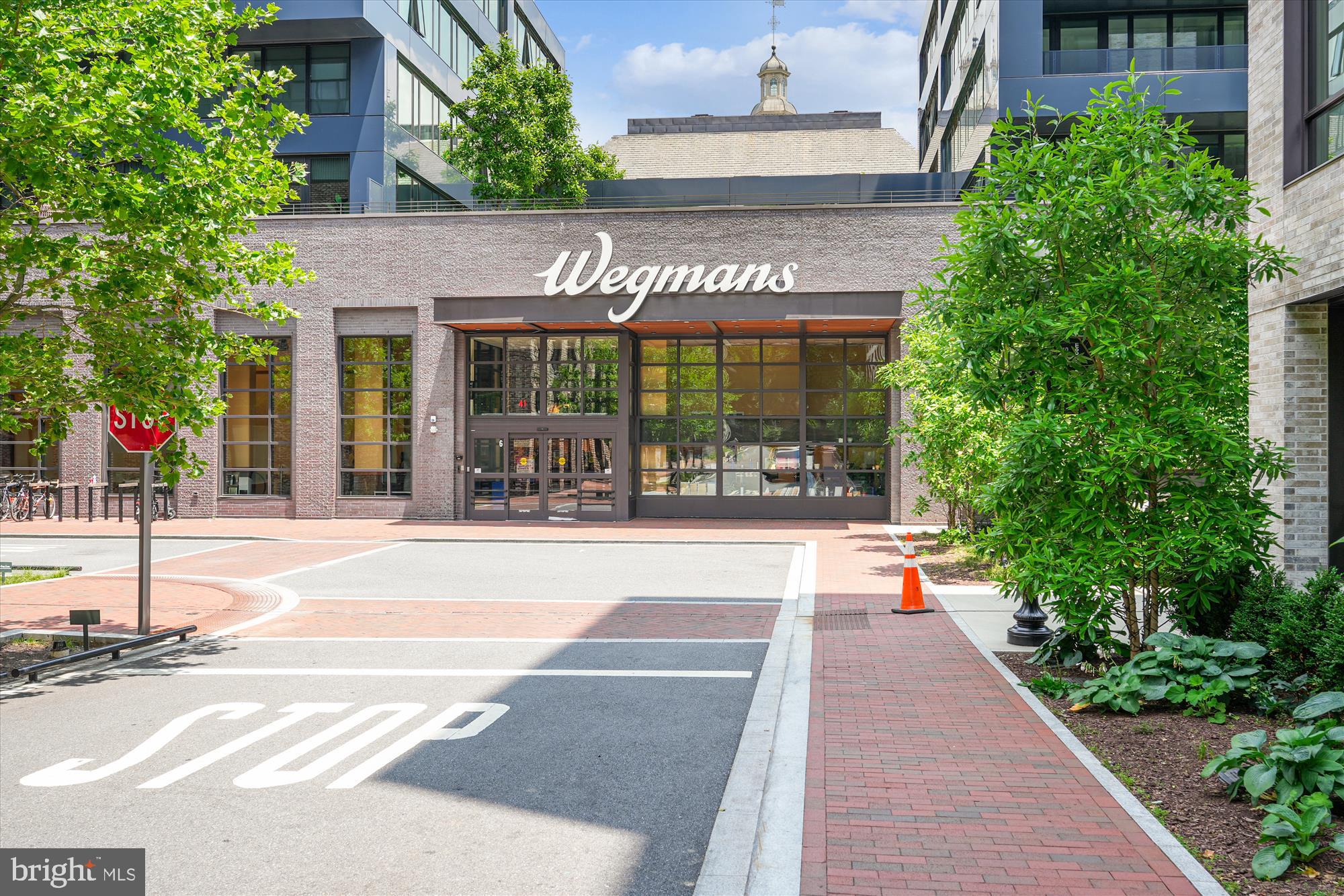 3750 39th Street Northwest, Unit C147 Washington, DC 20016 - Photo 30 of 35 Wegmans