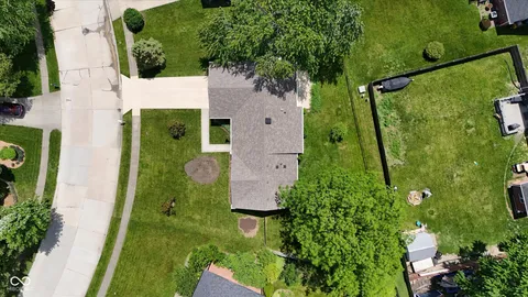 $359,900 | 12764 Charing Cross Road, Carmel, IN 46033