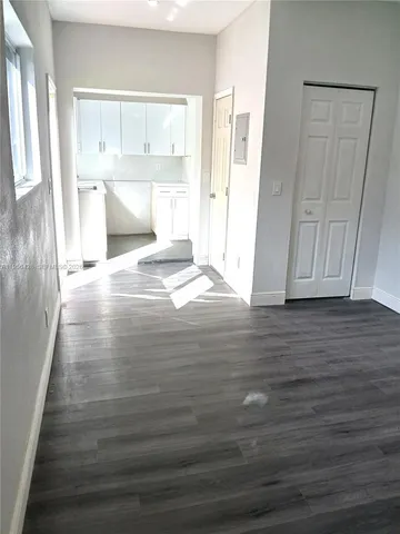 $4,900 | 510 Northwest 47th Street, Miami, FL 33127