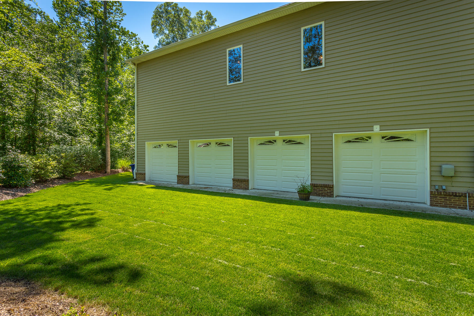 1703 East Boy Scout Road Hixson, TN 37343 - Photo 56 of 57 4 Car Garage