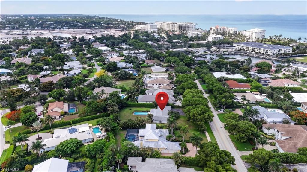 1608 Crayton Road Naples, FL 34102 - Photo 22 of 32