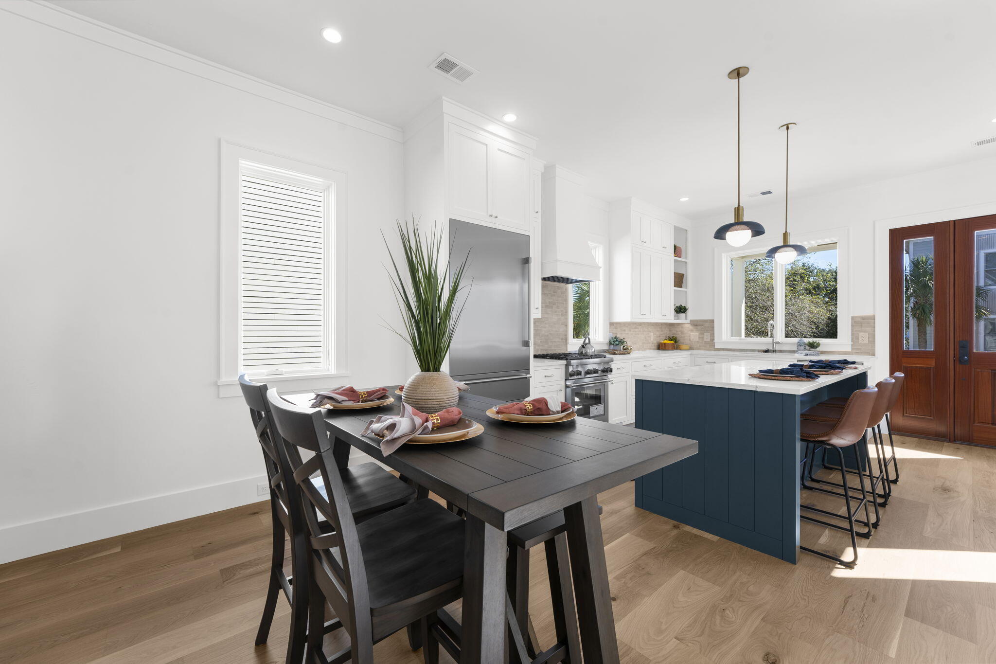 768 Gate Post Drive Mount Pleasant, SC 29464 - Photo 7 of 29 27-web-or-mls-DSC05233