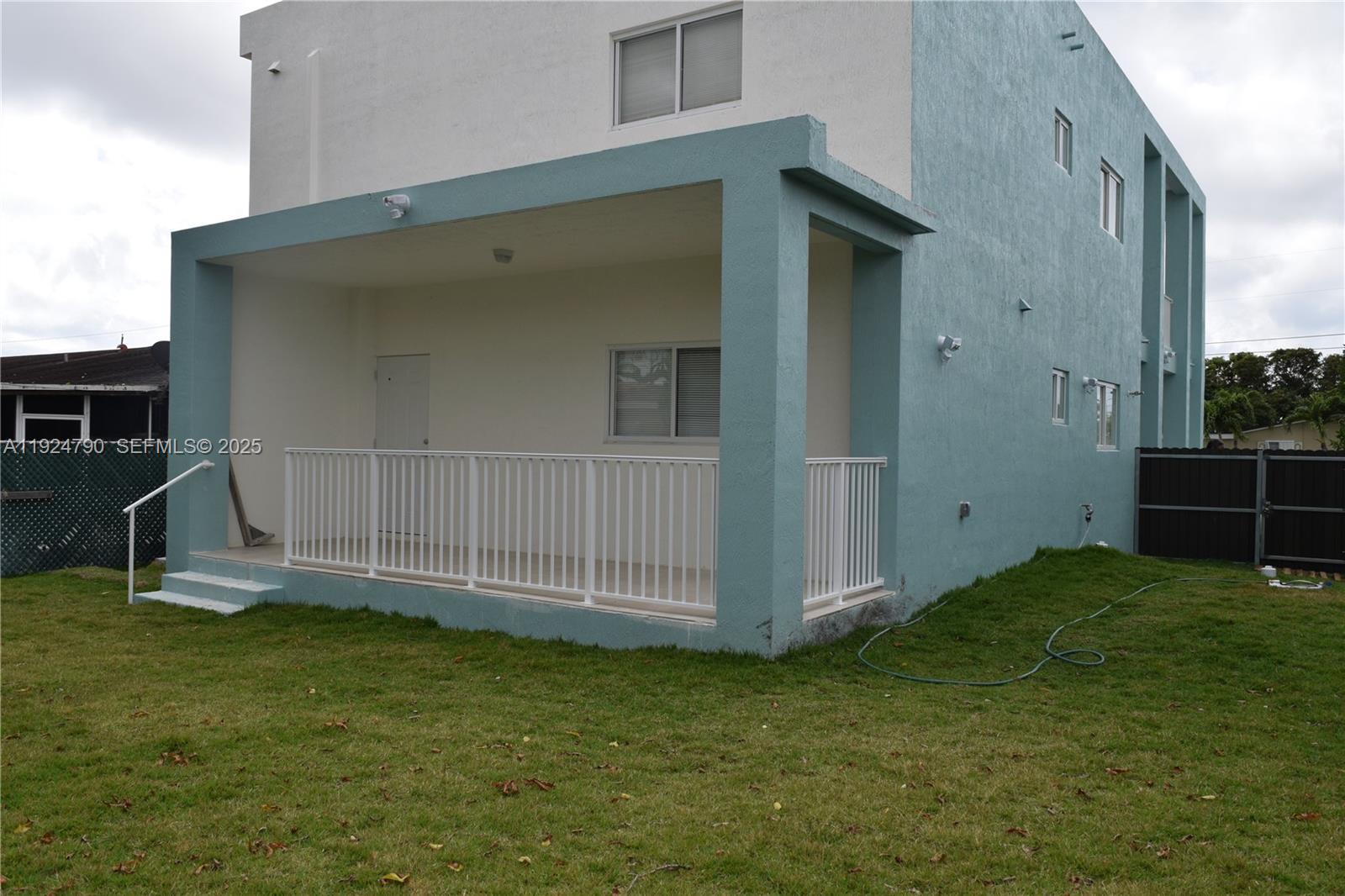 435 Southwest 78th Court Miami, FL 33144 - Photo 13 of 19