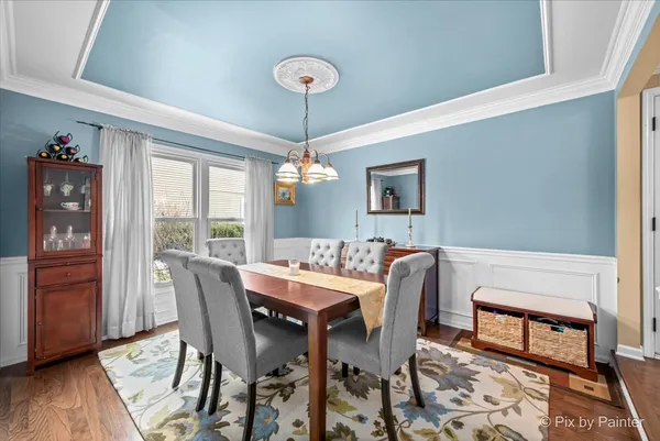$550,000 | 3218 Blackhawk Trail, St. Charles, IL 60174
