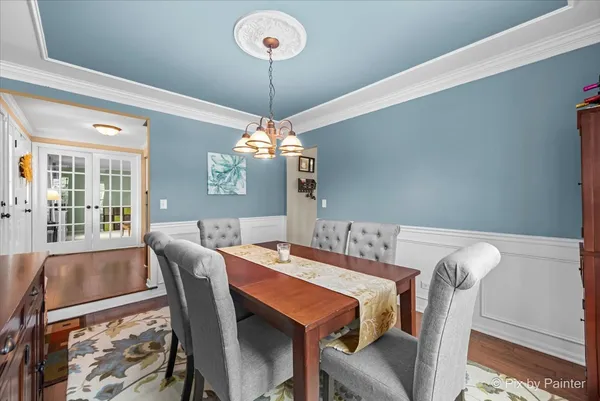 $550,000 | 3218 Blackhawk Trail, St. Charles, IL 60174