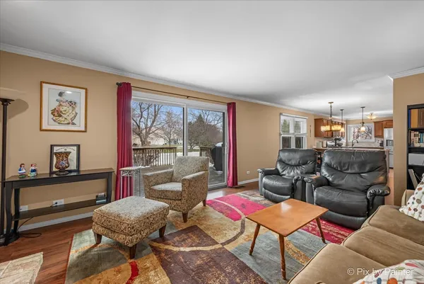 $550,000 | 3218 Blackhawk Trail, St. Charles, IL 60174