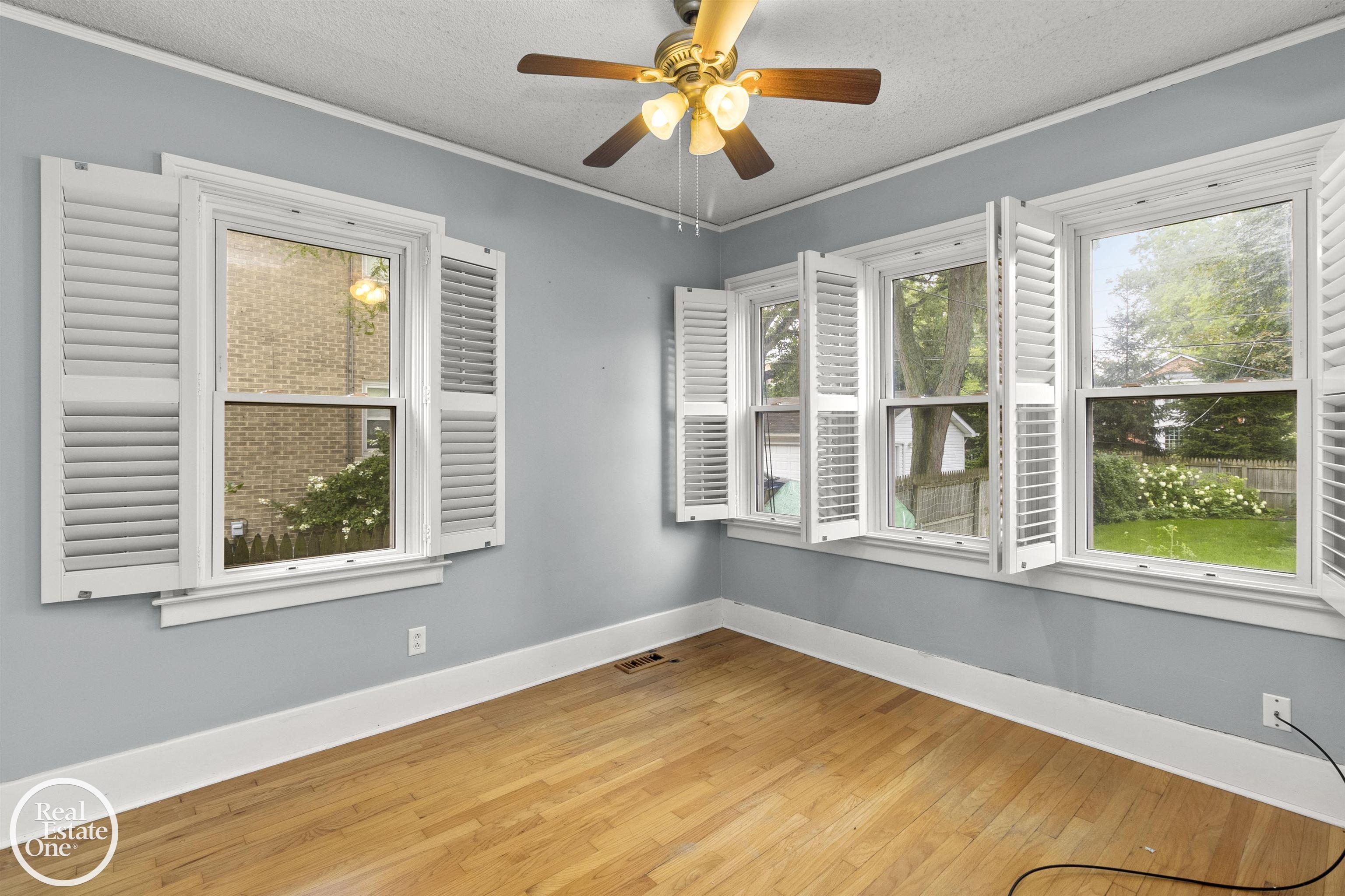 596 Neff Road Grosse Pointe, MI 48230 - Photo 17 of 25